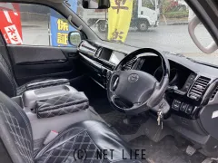 トヨタ ハイエースバン