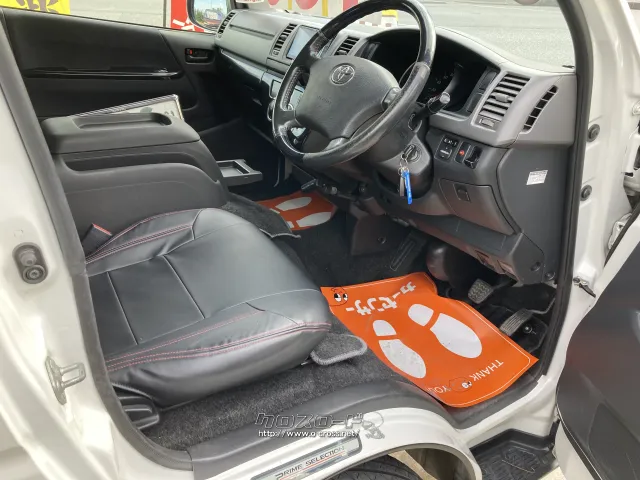 ☆広々運転席まわり♪ トヨタ ハイエースバン