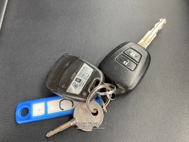 ☆純正キーレス&社外セキュリティ付き♪ トヨタ ハイエースバン