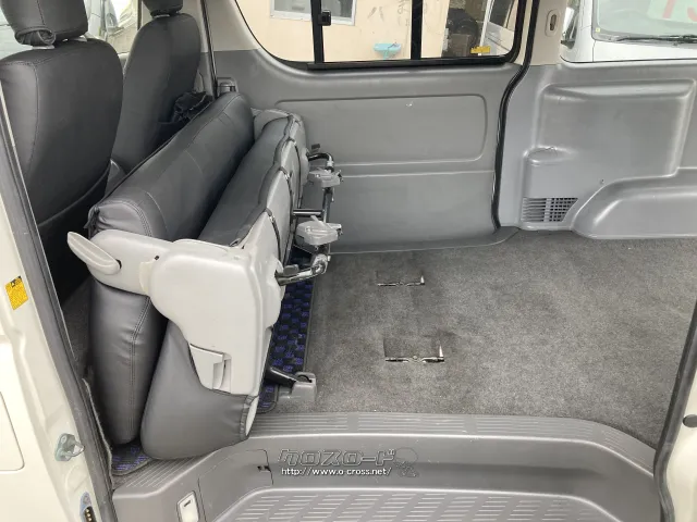 トヨタ ハイエースバン