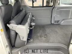 トヨタ ハイエースバン