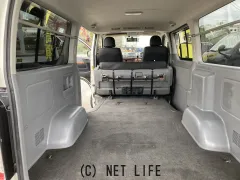 トヨタ ハイエースバン