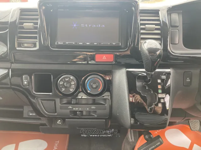 トヨタ ハイエースバン