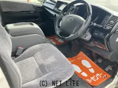 トヨタ ハイエースバン