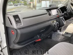 トヨタ ハイエースバン
