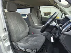 トヨタ ハイエースバン
