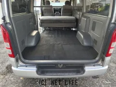 トヨタ ハイエースバン