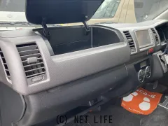 トヨタ ハイエースバン