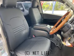 トヨタ ハイエースバン