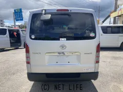 トヨタ ハイエースバン