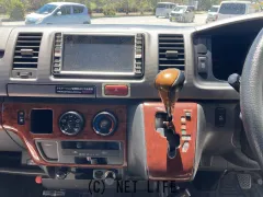 トヨタ ハイエースバン