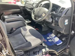 トヨタ ハイエースバン