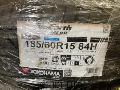 タイヤ 新品４本・15インチ
