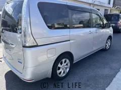 日産 セレナ