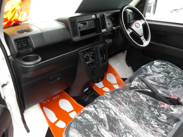 ダイハツ ハイゼットカーゴ