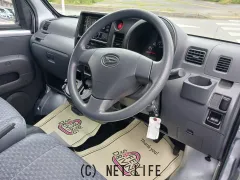ダイハツ ハイゼットカーゴ