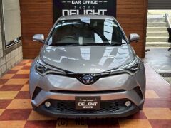 トヨタ C-HR