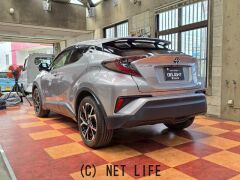 トヨタ C-HR