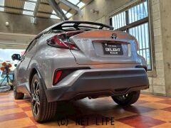 トヨタ C-HR
