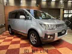 三菱 デリカD：5