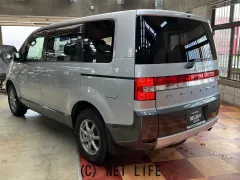 三菱 デリカD：5