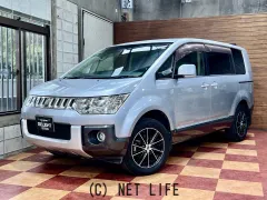 三菱 デリカD：5