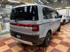 三菱 デリカD：5