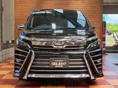 トヨタ ヴォクシー