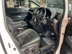 トヨタ ヴェルファイア