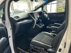 トヨタ ヴェルファイア