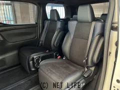 トヨタ ヴェルファイア