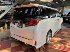 トヨタ ヴェルファイア