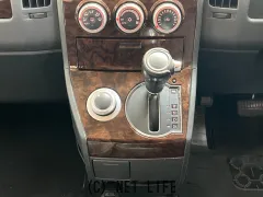 三菱 デリカD：5