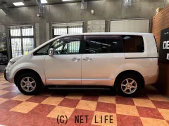 三菱 デリカD：5