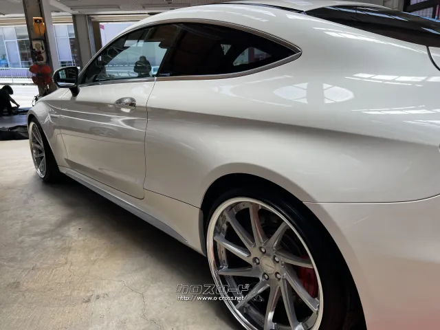 メルセデスAMG Cクラスクーペ