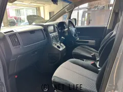 三菱 デリカD：5