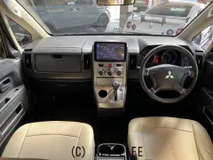 三菱 デリカD：5