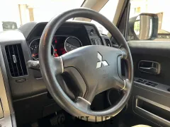 三菱 デリカD：5