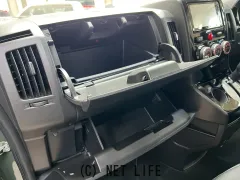 三菱 デリカD：5