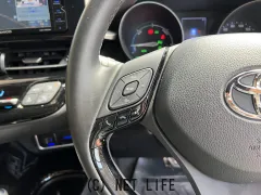トヨタ C-HR