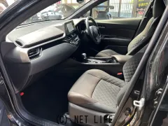トヨタ C-HR