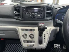 ダイハツ ミライース