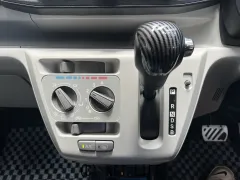 ダイハツ ミライース