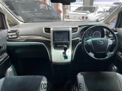 トヨタ ヴェルファイア