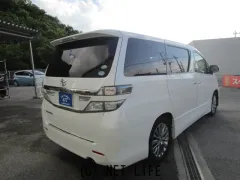 トヨタ ヴェルファイア