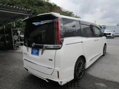 トヨタ エスクァイア