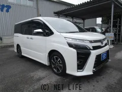 トヨタ ヴォクシー