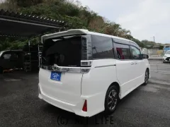 トヨタ ヴォクシー