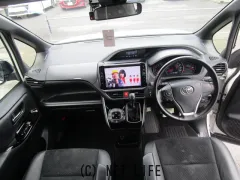 トヨタ ヴォクシー