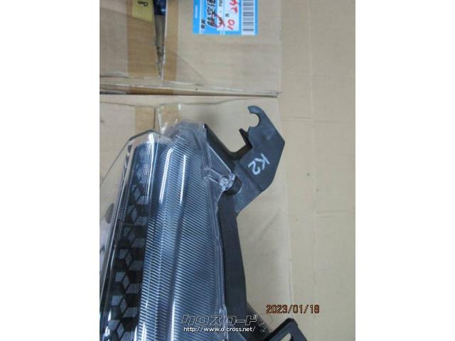 外装・エアロ ヤリス純正 ヘッドライト左右セット